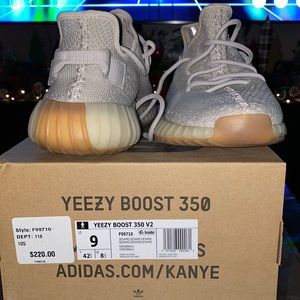 Yeezy Boost 350 V2 - Sesame